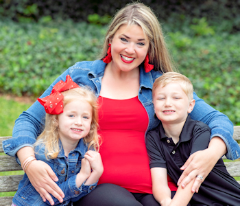 Lauren Nist and her children